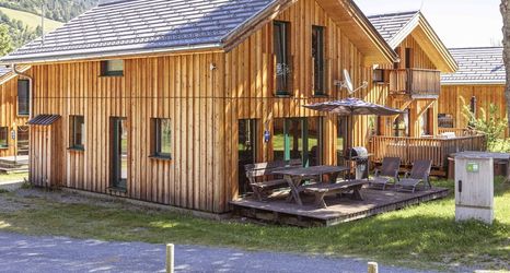 Others 2 Chalet With Indoor hot tub