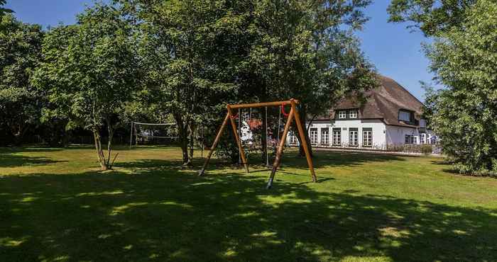 Others Modern Farmhouse in De Cocksdorp With Terrace