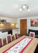 Dapur peribadi Sunny Apartment in Kappl With Infrared Sauna