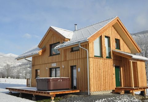 기타 Chalet With Infrared Sauna