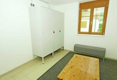 Others 4 Vibrant Apartment near Ski Slopes in Brand