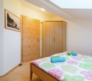 อื่นๆ 6 Modern Apartment in Bramberg With National Park Summer Card