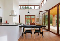 Others 7 Bright & Airy Forest Cabin