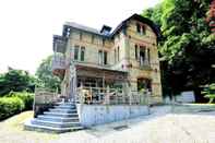 Others A Beautiful Art Nouveau House With an Enormous Garden