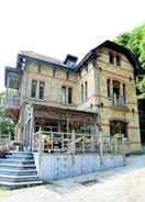 Imej utama A Beautiful Art Nouveau House With an Enormous Garden