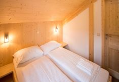 Lain-lain 4 Chalet With Infrared Sauna