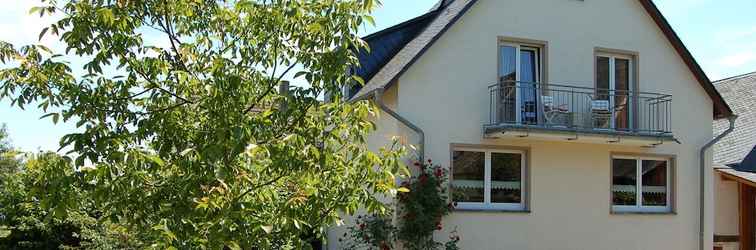 Lainnya Comfortable Holiday Home in Manderscheid With Garden