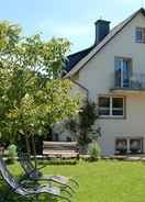 Imej utama Comfortable Holiday Home in Manderscheid With Garden