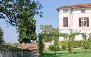 Others 5 Charming Elegant Castle Flat With Large Garden