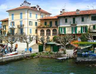 Others 2 Enticing Apartment in Stresa With Balcony & Lake Views