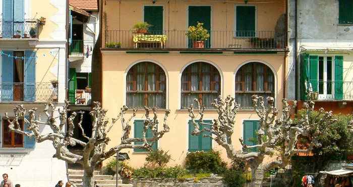 Others Enticing Apartment in Stresa With Balcony & Lake Views