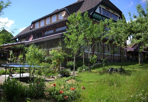 Khác Peaceful Apartment in Baden-wurttemberg With Balcony