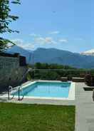 Imej utama Historic Cottage in Fivizzano With Swimming Pool