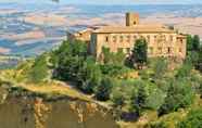 Others 2 Cosy Apartment With Swimming Pool and Garden Close to Volterra and S Gimignano