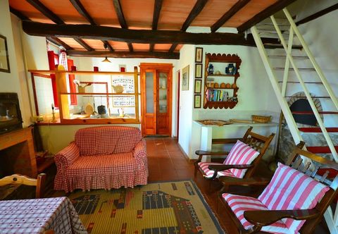 其他 Bright Holiday Home in San Marcello with Pool near Meadows