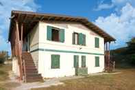 Others Nice Holiday Home Close to sea Front, in Rosolina Mare, Near Venice