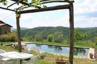 Others Holiday Home in Canossa With Swimming Pool, Garden and Patio