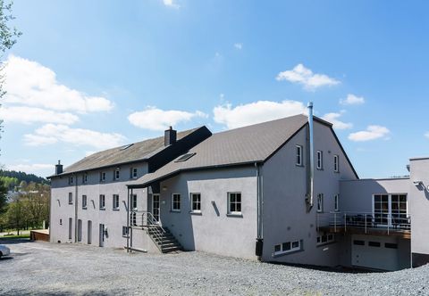 Others Group Escape in Mellier