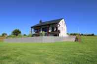 Others Classy Holiday Home in Martilly with Hot Tub