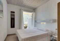 Others 2 Apartment in Residence With Terrace and Beautiful View of the Lake