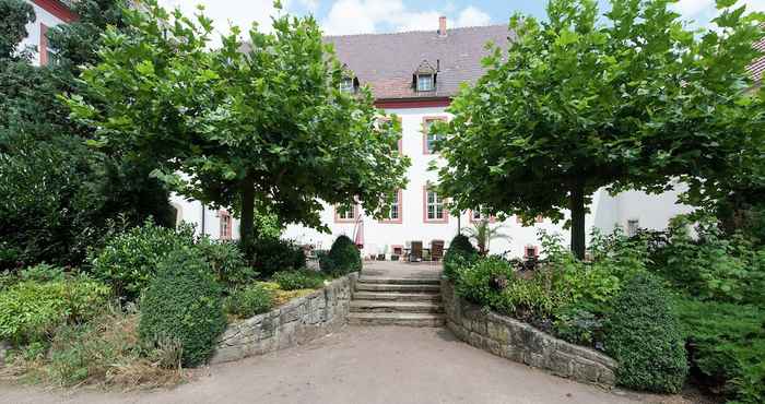 Lain-lain Vintage Apartment in Arzberg - Triestewitz With Terrace