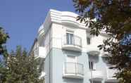 อื่นๆ 6 Quiet Apartment with Balcony near Riccione