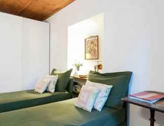 Lain-lain 2 Charming Renewed Apartment, pet Allowed, in the City Center of Brixen