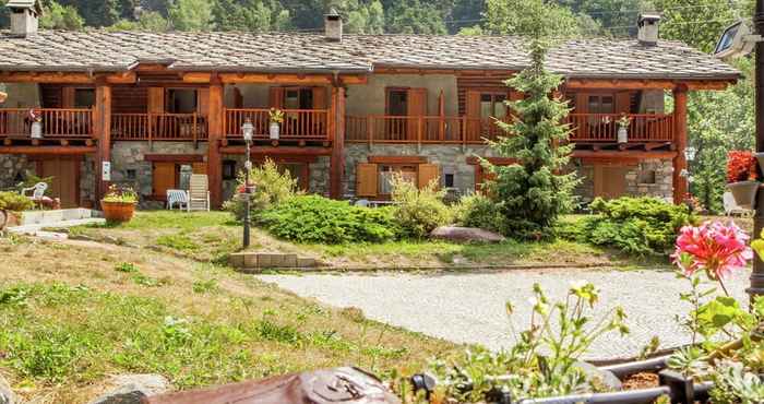 Lainnya Chalet-village Situated in a Quiet Area