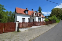 อื่นๆ Idyllic Villa With Private Pool in Trebusin Czech Republic