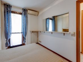 その他 4 Residence and Quiet Residence With Pool, Near the Lake