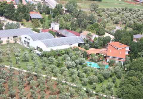 Others Inviting Holiday Home in Maida With Swimming Pool