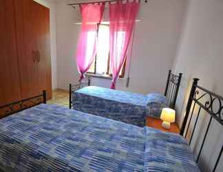 Others 2 Cosy and Comfortable Apartment in Marina di Massa, Near the Beach