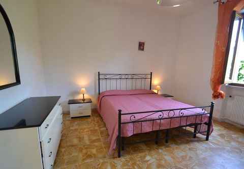 Others Cosy and Comfortable Apartment in Marina di Massa, Near the Beach