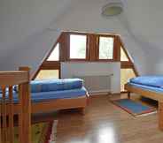 Others 6 Comfortable Apartment in Freiburg With Garden