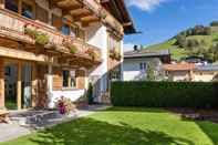 Others Voluminous Apartment near Ski Slopes in Maria Alm