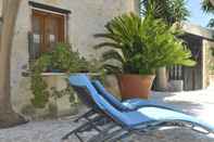 Lain-lain Attractive Greek House with Private Pool near Sea & City Center