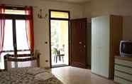 Others 6 Apartment in Casalfiumanese With Terrace, Garden
