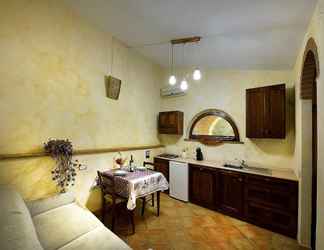 Others 2 Cozy Farmhouse in Castel del Piano With Swimming Pool