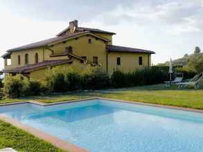 Khác Charming Holiday Home in Tuscany With Swimming Pool