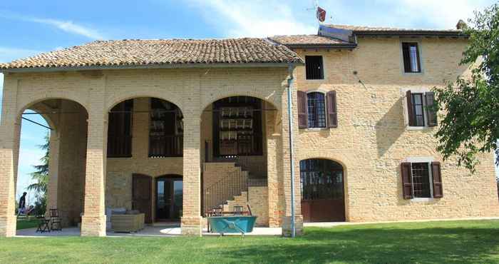 Lainnya Quaint Holiday Home in Tabiano Castello With Private Pool