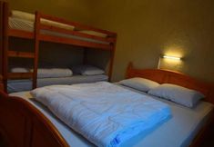 Others 3 Holiday Home in Xhoffraix With Terrace