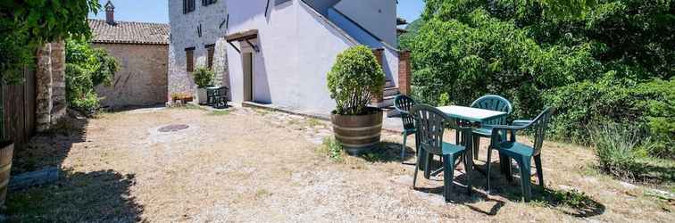 Lainnya Quiet Holiday Home in Sellano With Swimming Pool a few Kilometers From Rasiglia