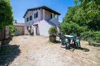 Lainnya Quiet Holiday Home in Sellano With Swimming Pool a few Kilometers From Rasiglia