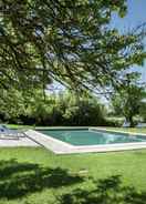 Imej utama Exotic Farmhouse in Asciano With Swimming Pool