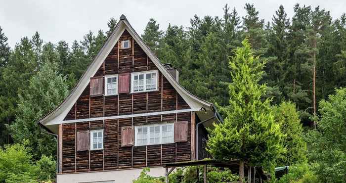 อื่นๆ Tranquil Holiday Home in Reinerzau With Terrace and Garden