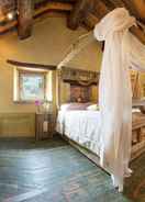 Room Luxurious Villa in Guardea With Private spa