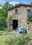 Primary image Small Cottage With a 17th Century Hydraulic Mill