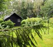 อื่นๆ 2 Pleasant Holiday Home in Froidchapelle With Garden