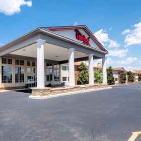 Primary image 1 HomeTowne Studios by Red Roof Wilmington - New Castle, Brandywine Shopping Center Hotels