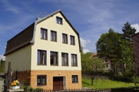 Others Charming Holiday Home in Pernink in a Beautiful, Green Mountainous Environment